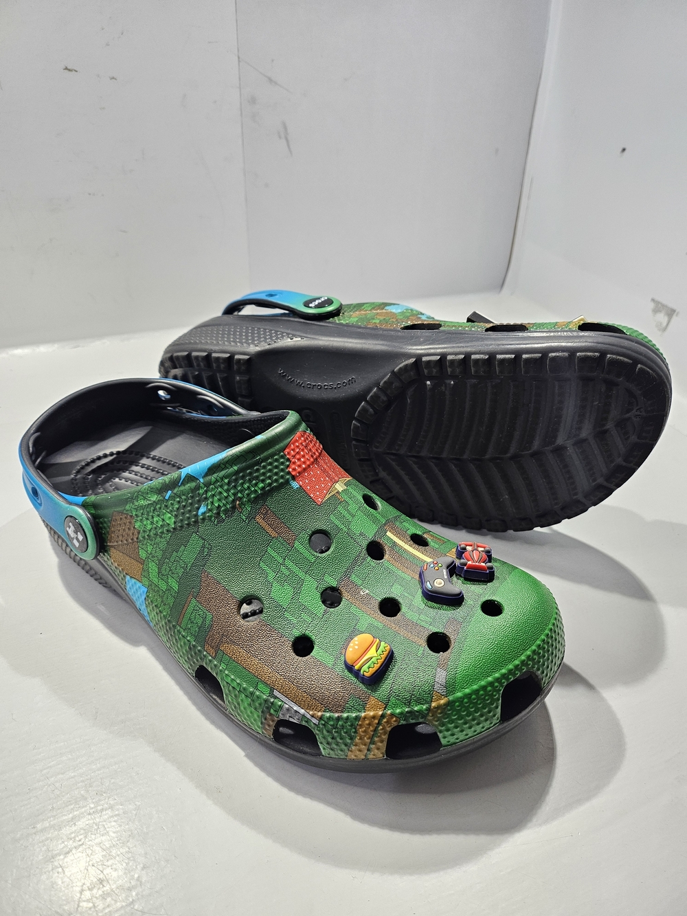CROCS MINECRAFT CLASSIC CLOG UNISEX SANDALS M7/W9